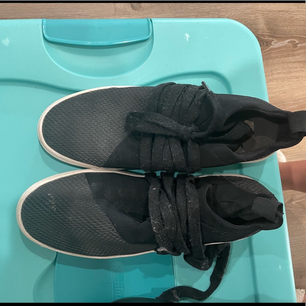 Steve Madden sneakers